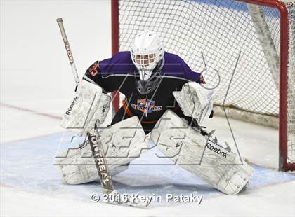 Thumbnail 1 in Westhill/Stamford vs. Staples/Weston/Shelton (CIAC D3 Final) photogallery.