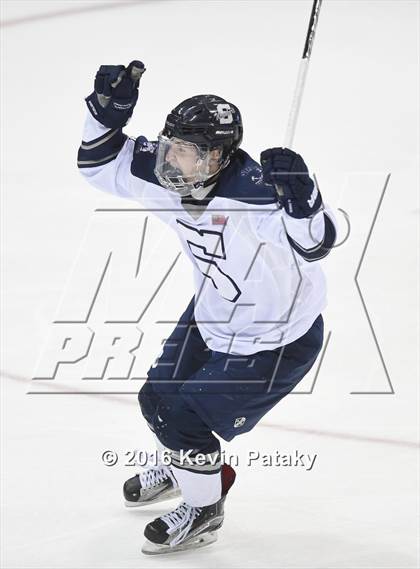 Thumbnail 2 in Westhill/Stamford vs. Staples/Weston/Shelton (CIAC D3 Final) photogallery.