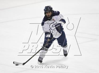 Thumbnail 2 in Westhill/Stamford vs. Staples/Weston/Shelton (CIAC D3 Final) photogallery.