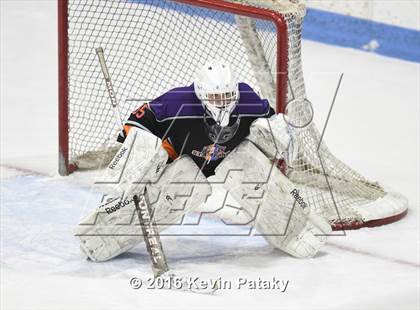 Thumbnail 1 in Westhill/Stamford vs. Staples/Weston/Shelton (CIAC D3 Final) photogallery.