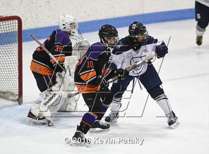Thumbnail 1 in Westhill/Stamford vs. Staples/Weston/Shelton (CIAC D3 Final) photogallery.