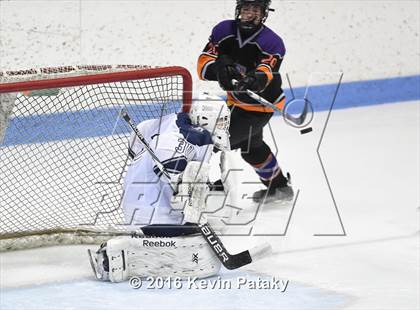 Thumbnail 2 in Westhill/Stamford vs. Staples/Weston/Shelton (CIAC D3 Final) photogallery.