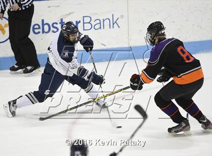 Thumbnail 1 in Westhill/Stamford vs. Staples/Weston/Shelton (CIAC D3 Final) photogallery.