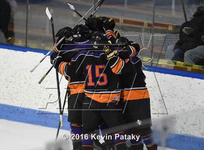 Thumbnail 1 in Westhill/Stamford vs. Staples/Weston/Shelton (CIAC D3 Final) photogallery.
