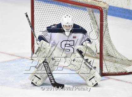 Thumbnail 2 in Westhill/Stamford vs. Staples/Weston/Shelton (CIAC D3 Final) photogallery.