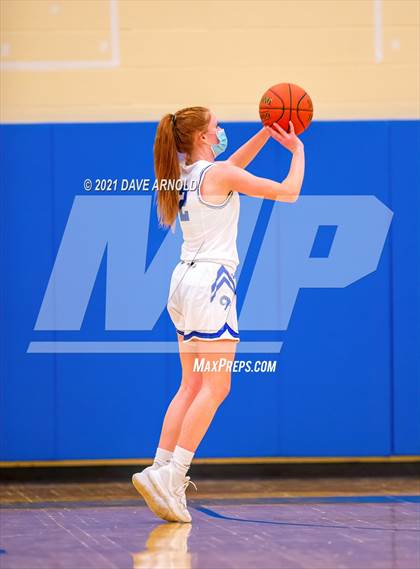 Thumbnail 3 in Biddeford vs. Kennebunk photogallery.