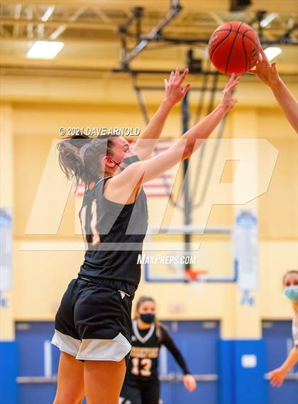 Thumbnail 2 in Biddeford vs. Kennebunk photogallery.