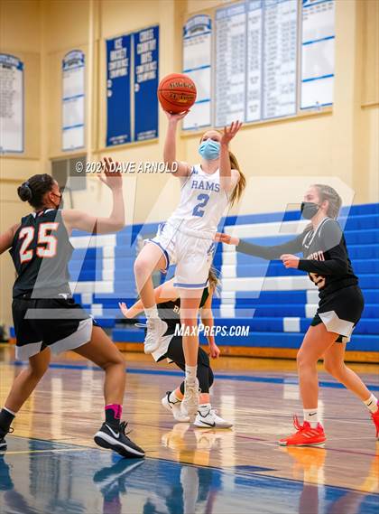 Thumbnail 1 in Biddeford vs. Kennebunk photogallery.