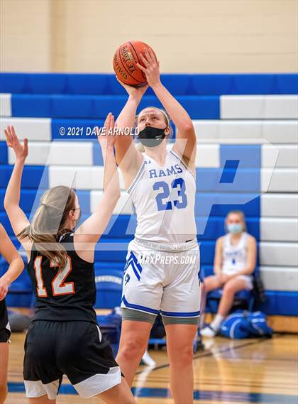 Thumbnail 2 in Biddeford vs. Kennebunk photogallery.