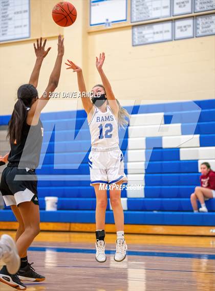 Thumbnail 1 in Biddeford vs. Kennebunk photogallery.