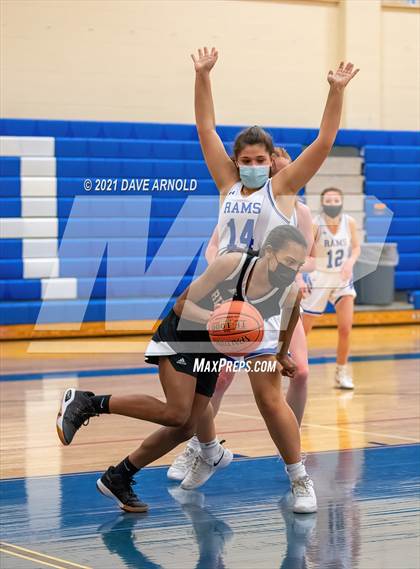 Thumbnail 3 in Biddeford vs. Kennebunk photogallery.