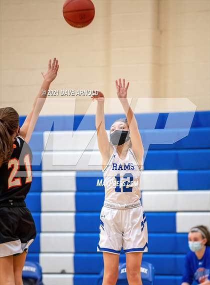 Thumbnail 2 in Biddeford vs. Kennebunk photogallery.
