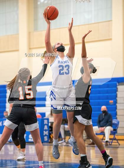 Thumbnail 1 in Biddeford vs. Kennebunk photogallery.