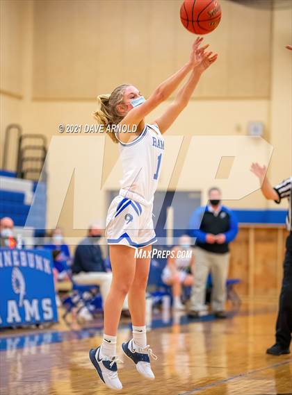 Thumbnail 1 in Biddeford vs. Kennebunk photogallery.
