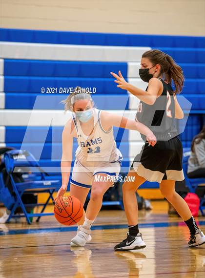 Thumbnail 2 in Biddeford vs. Kennebunk photogallery.