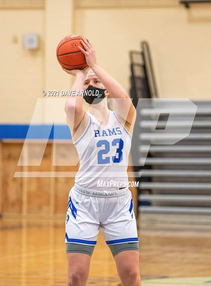 Thumbnail 2 in Biddeford vs. Kennebunk photogallery.