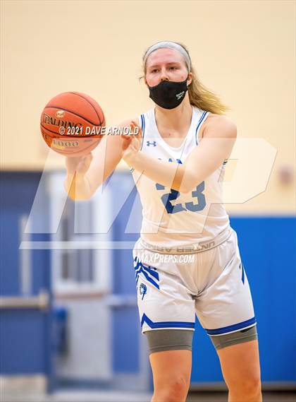 Thumbnail 3 in Biddeford vs. Kennebunk photogallery.