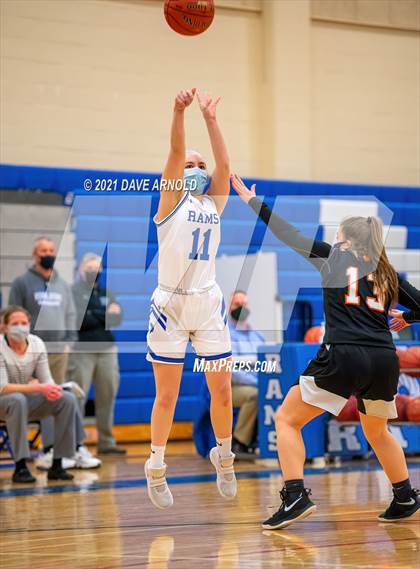 Thumbnail 2 in Biddeford vs. Kennebunk photogallery.