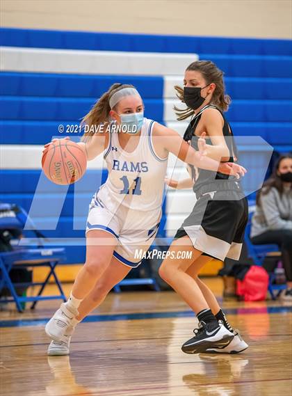 Thumbnail 2 in Biddeford vs. Kennebunk photogallery.