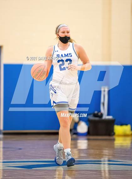 Thumbnail 3 in Biddeford vs. Kennebunk photogallery.