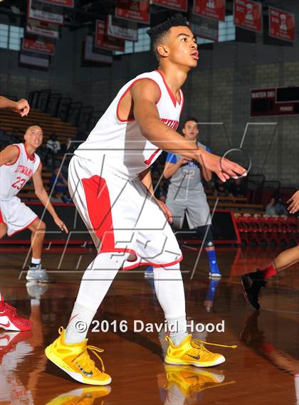 Thumbnail 3 in Etiwanda vs. Santa Margarita (Nike Extravaganza) photogallery.