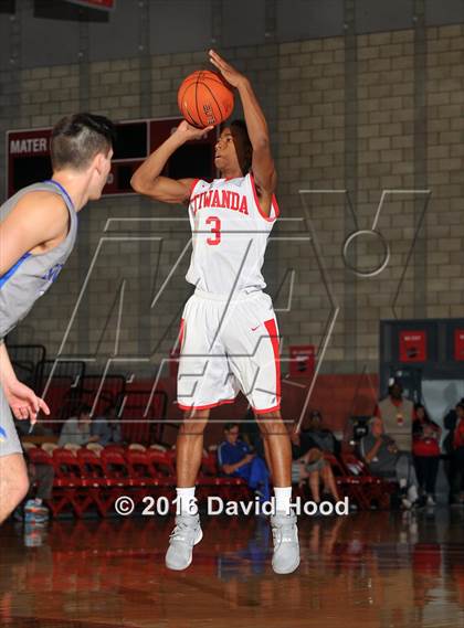 Thumbnail 1 in Etiwanda vs. Santa Margarita (Nike Extravaganza) photogallery.