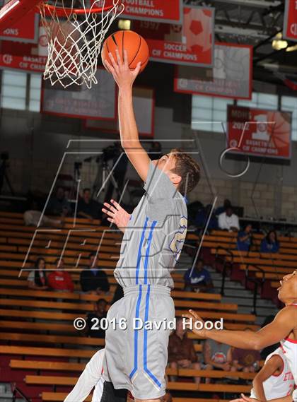 Thumbnail 2 in Etiwanda vs. Santa Margarita (Nike Extravaganza) photogallery.