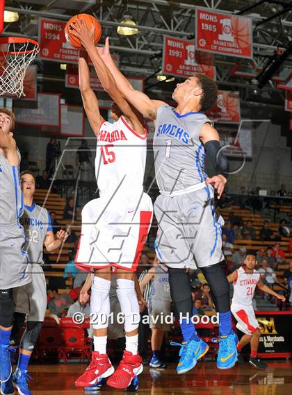 Thumbnail 3 in Etiwanda vs. Santa Margarita (Nike Extravaganza) photogallery.