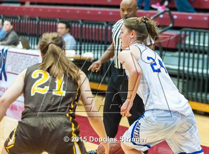 Thumbnail 1 in Saint Francis vs. Presentation (CIF CCS Division II Final) photogallery.