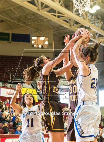 Thumbnail 1 in Saint Francis vs. Presentation (CIF CCS Division II Final) photogallery.