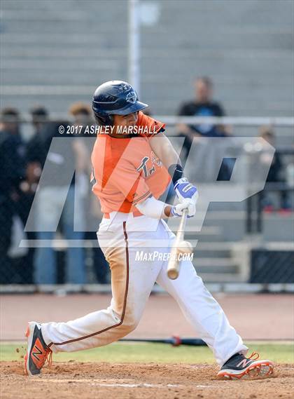 Thumbnail 1 in Bryant @ Washington (PSAL AAA 2nd Round) photogallery.