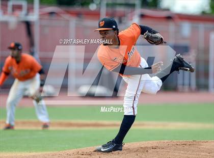 Thumbnail 1 in Bryant @ Washington (PSAL AAA 2nd Round) photogallery.