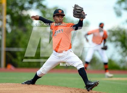 Thumbnail 1 in Bryant @ Washington (PSAL AAA 2nd Round) photogallery.