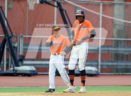 Thumbnail 2 in Bryant @ Washington (PSAL AAA 2nd Round) photogallery.