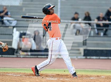 Thumbnail 2 in Bryant @ Washington (PSAL AAA 2nd Round) photogallery.