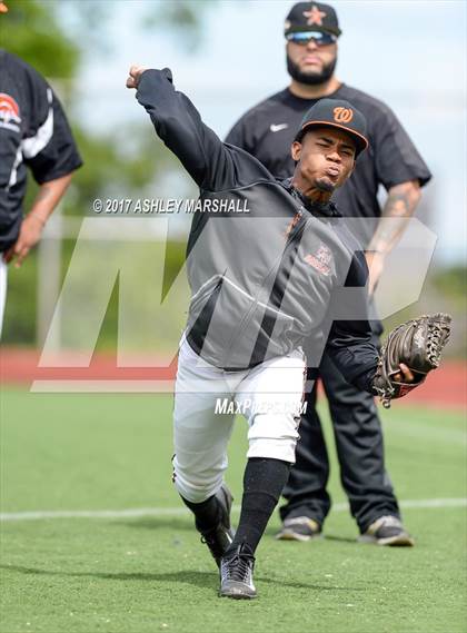 Thumbnail 3 in Bryant @ Washington (PSAL AAA 2nd Round) photogallery.