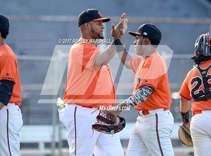 Thumbnail 2 in Bryant @ Washington (PSAL AAA 2nd Round) photogallery.