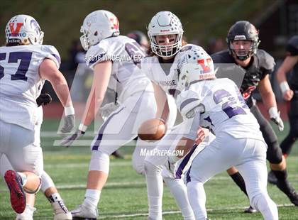Thumbnail 2 in Sumner vs. Camas (WIAA 4A Semifinal) photogallery.
