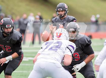 Thumbnail 1 in Sumner vs. Camas (WIAA 4A Semifinal) photogallery.