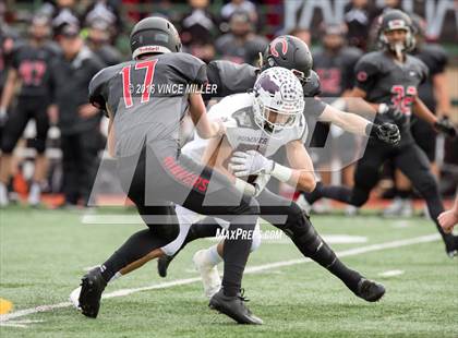 Thumbnail 2 in Sumner vs. Camas (WIAA 4A Semifinal) photogallery.