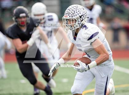 Thumbnail 1 in Sumner vs. Camas (WIAA 4A Semifinal) photogallery.