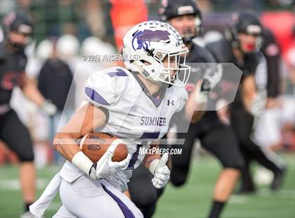 Thumbnail 1 in Sumner vs. Camas (WIAA 4A Semifinal) photogallery.
