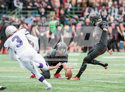 Thumbnail 1 in Sumner vs. Camas (WIAA 4A Semifinal) photogallery.