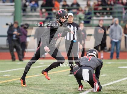 Thumbnail 3 in Sumner vs. Camas (WIAA 4A Semifinal) photogallery.