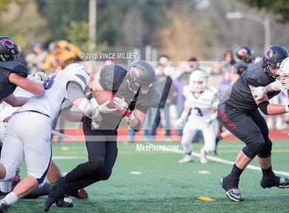 Thumbnail 3 in Sumner vs. Camas (WIAA 4A Semifinal) photogallery.