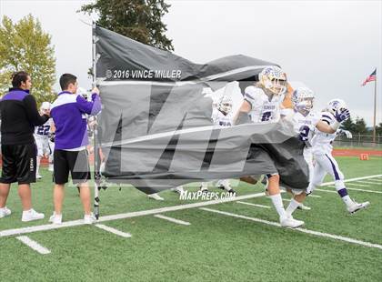 Thumbnail 1 in Sumner vs. Camas (WIAA 4A Semifinal) photogallery.