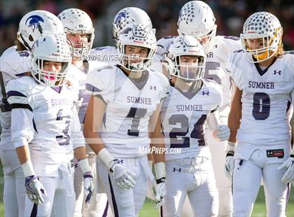 Thumbnail 3 in Sumner vs. Camas (WIAA 4A Semifinal) photogallery.