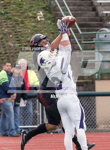 Thumbnail 3 in Sumner vs. Camas (WIAA 4A Semifinal) photogallery.