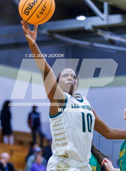 Thumbnail 1 in Cardinal Gibbons @ Pinecrest photogallery.