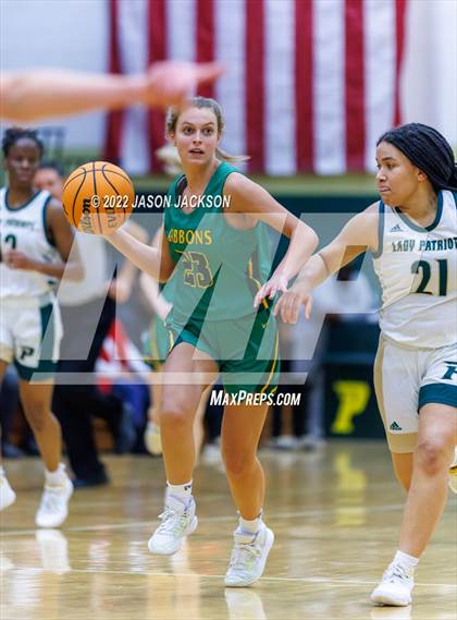 Thumbnail 3 in Cardinal Gibbons @ Pinecrest photogallery.